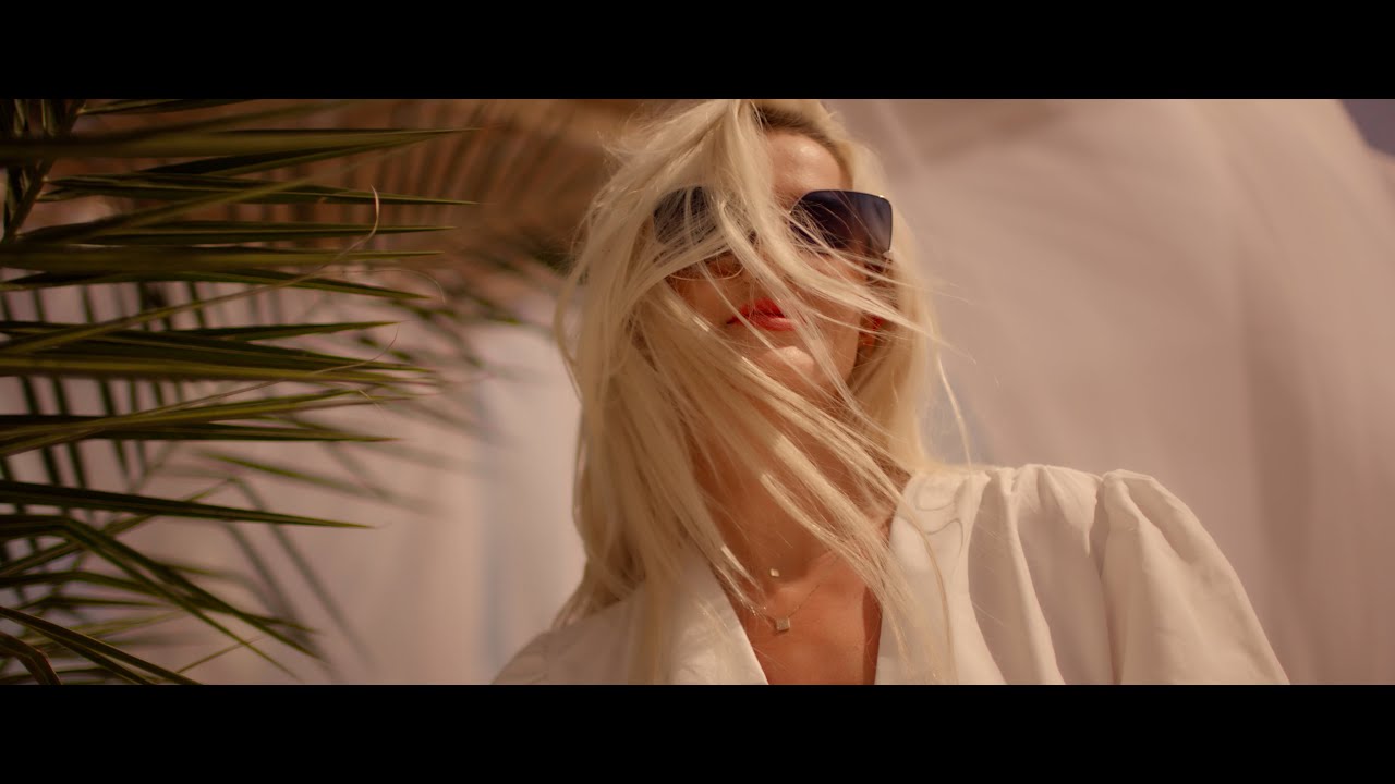 Ticy x Alex Mica - Leyla ( Oficial Video ) Spanish Music