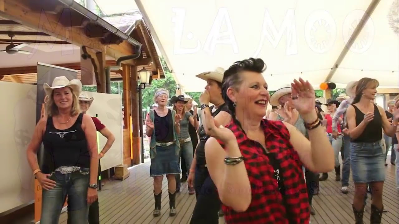 MOO LA MOO  - Bruno Moggia - SUMMER DANCE FOR FUN !