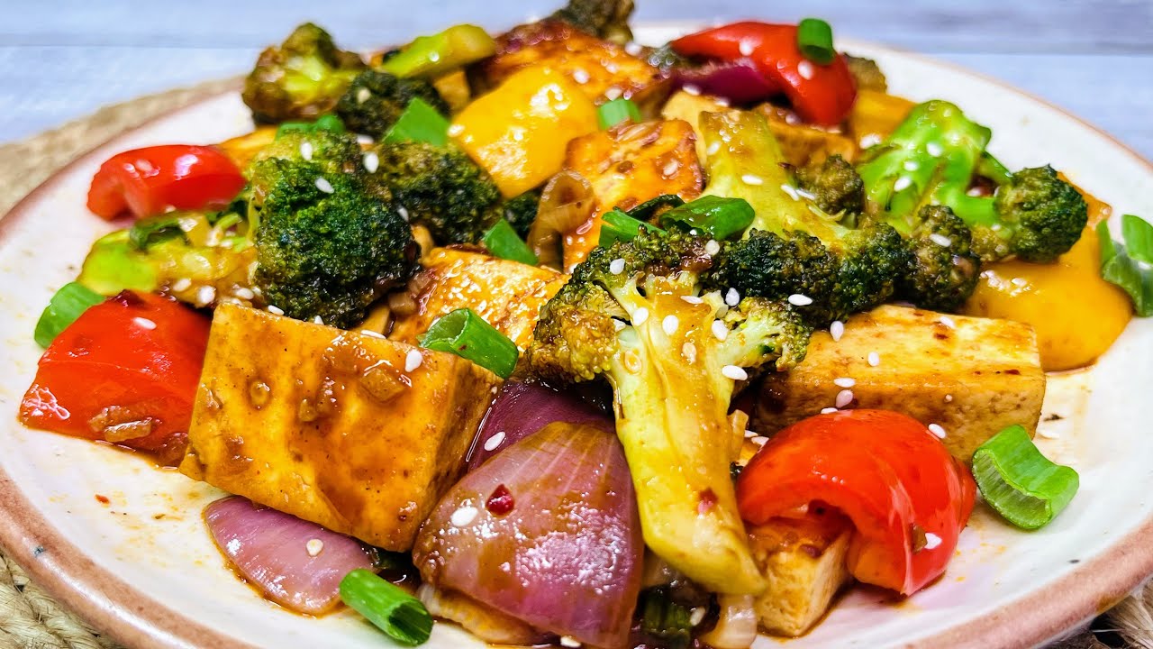 Broccoli Paneer Stir Fry | Chilli Garlic Paneer Broccoli Recipe | Stir Fry Cottage Cheese