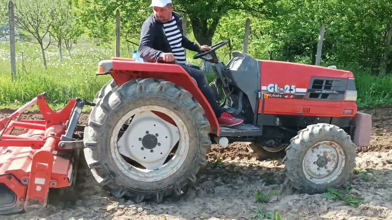 Tractor Kubota GL25