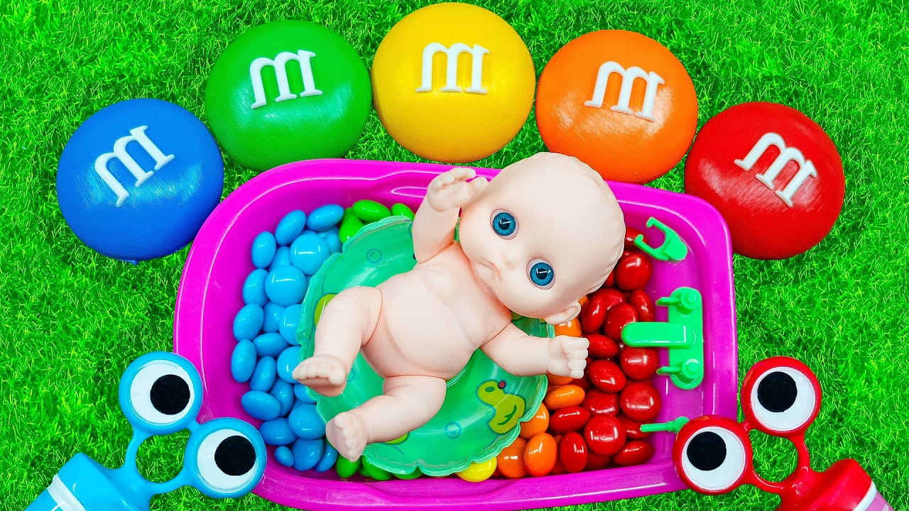 20 Minutes Satisfying ASMR, Filling Rainbow Bathtubs with M&M’s & Magic Slime
