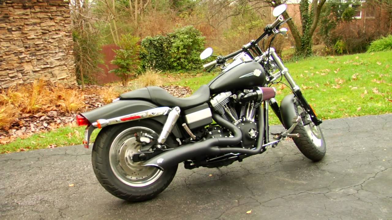 2009 Harley-Davidson Fat Bob with Vance & Hines Big Radius 2 into 1 Exhaust