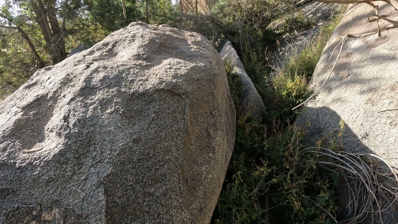 جولة حول جبل حزنة من جهتي المدان و حزنة ببلجرشي ┃ A walk around Heznah mountain in Baljurashi 4K