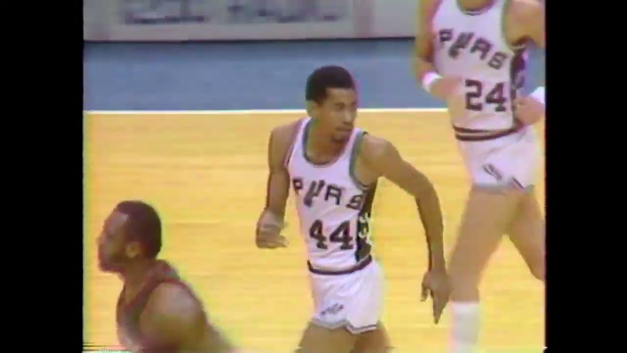 George Gervin 50 points vs Bucks 1982