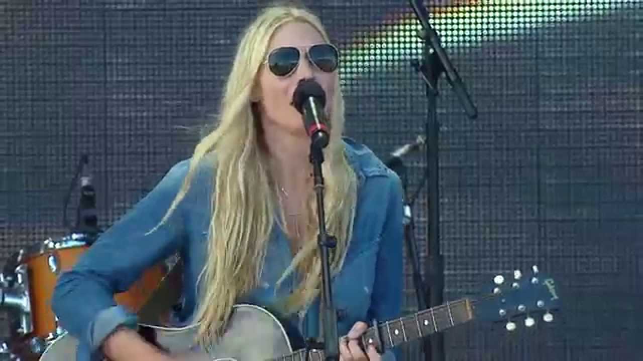 Holly Williams - 