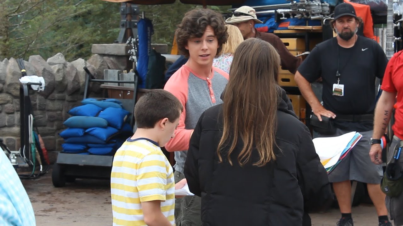 Cast of ABC's "The Middle" taping scenes for season finale at Magic Kingdom