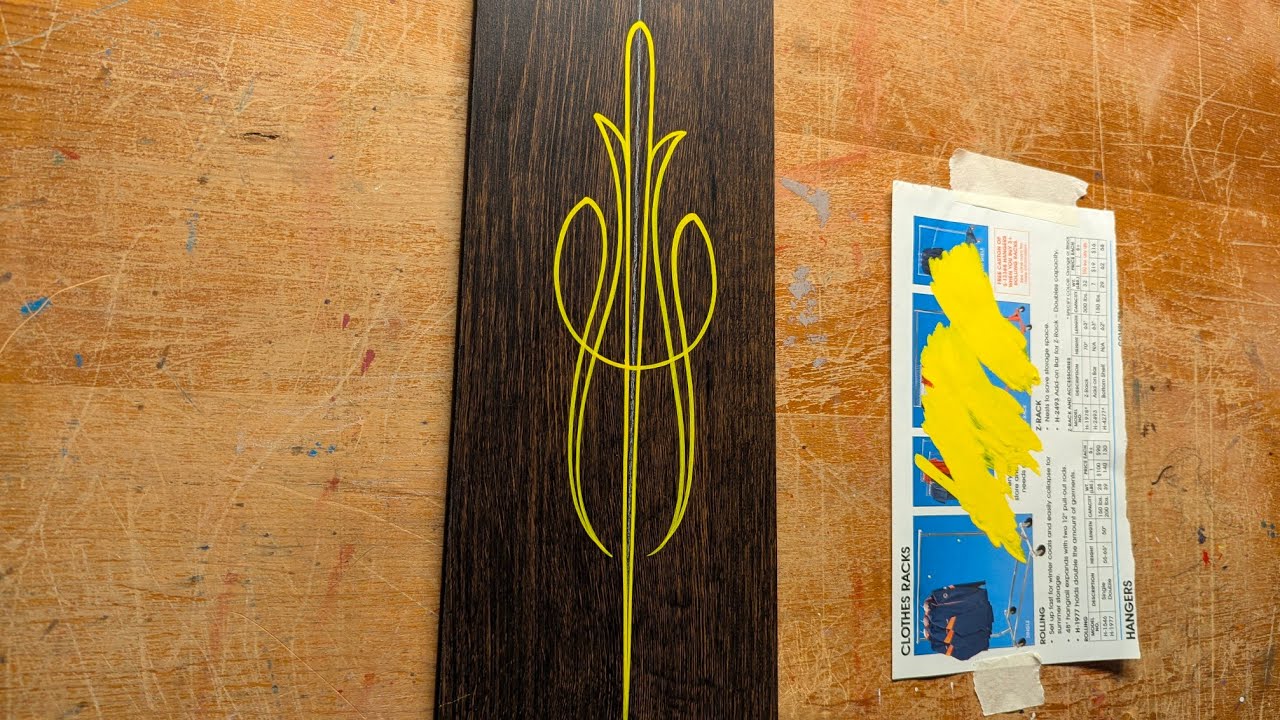 Creating a Pinstriping design. Real time with instructions #pinstriping #pinstriper #art