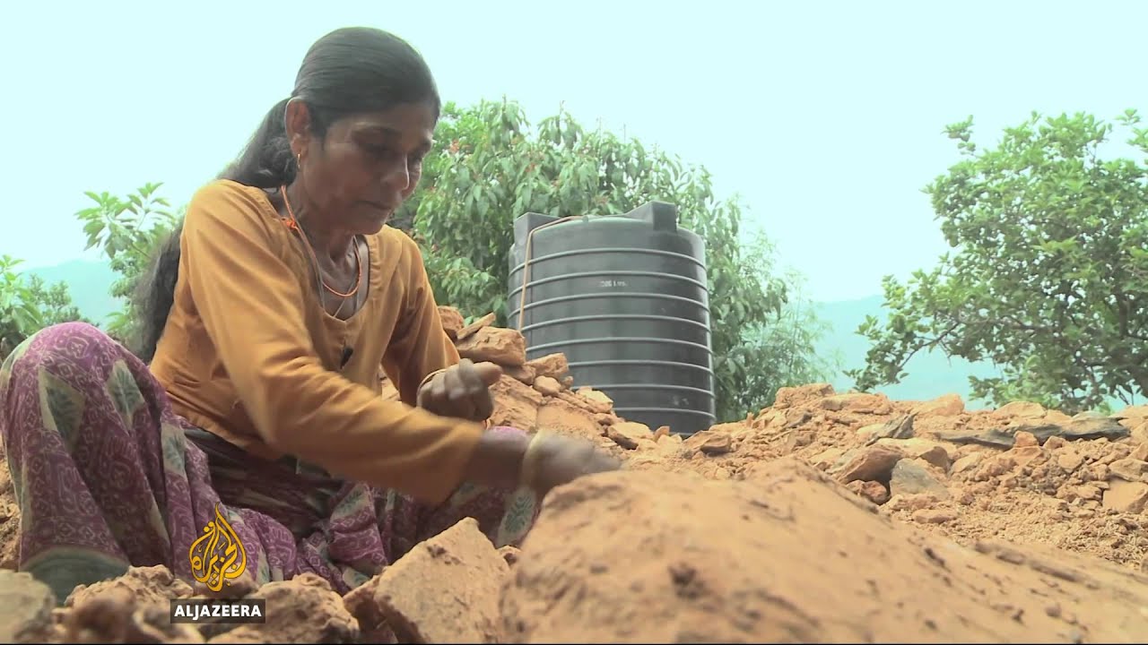 Nepal health volunteers struggle to provide services