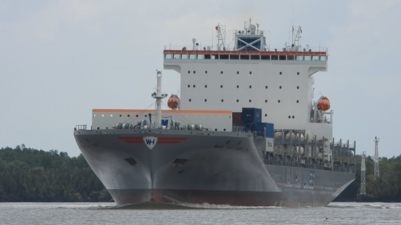 WanHai 365: A Newly Built Ship Resembling a Skyscraper on Water
