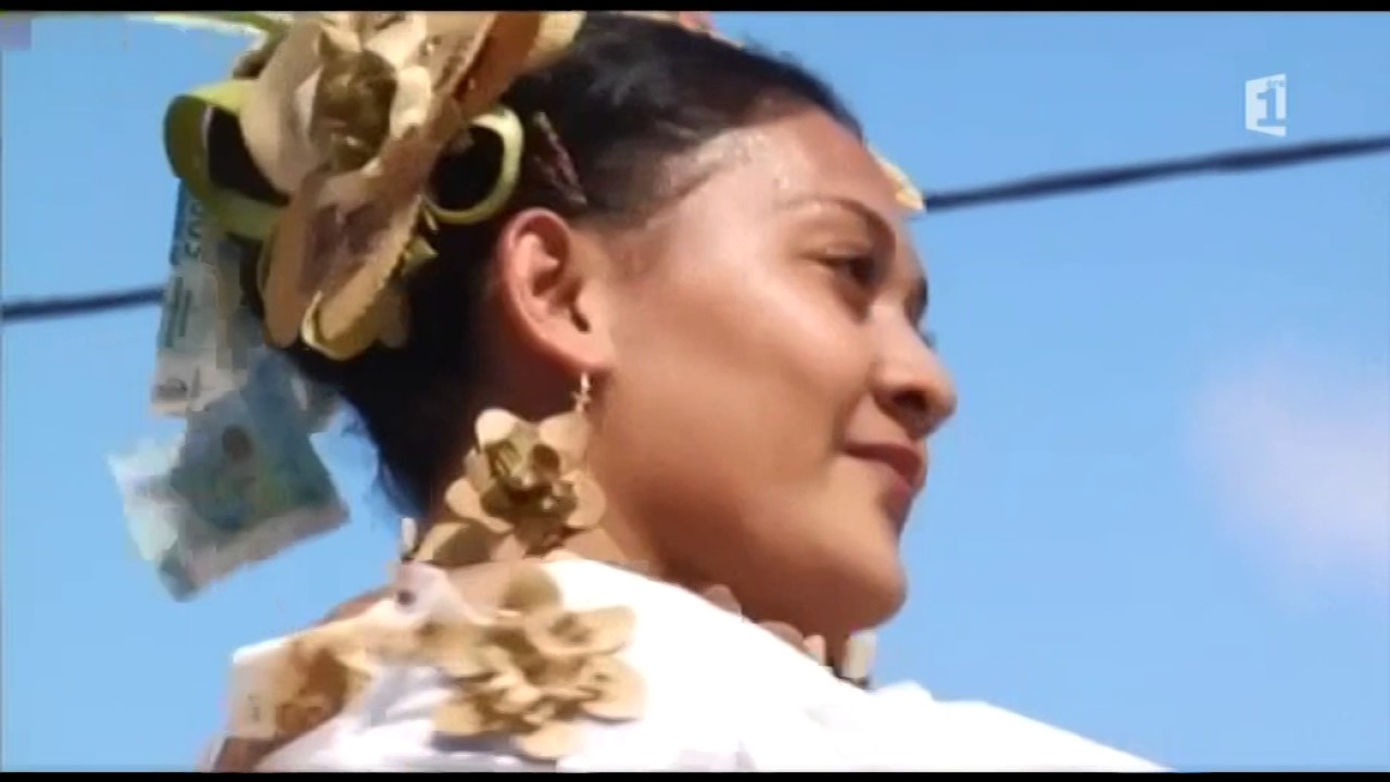 Wallis et Futuna 1er Danses du 14 07 16 à 20160725 185405 0000