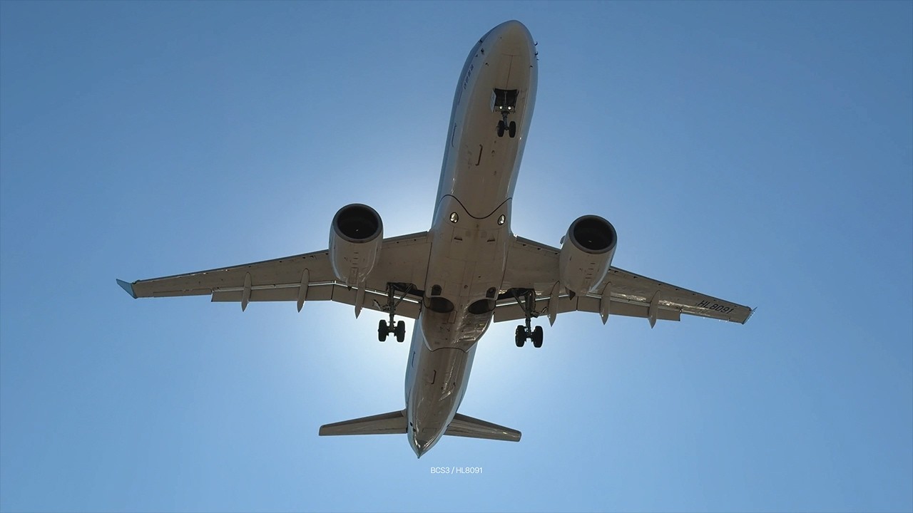 비행기 착륙 초근접 현장감 넘치는 엔진음