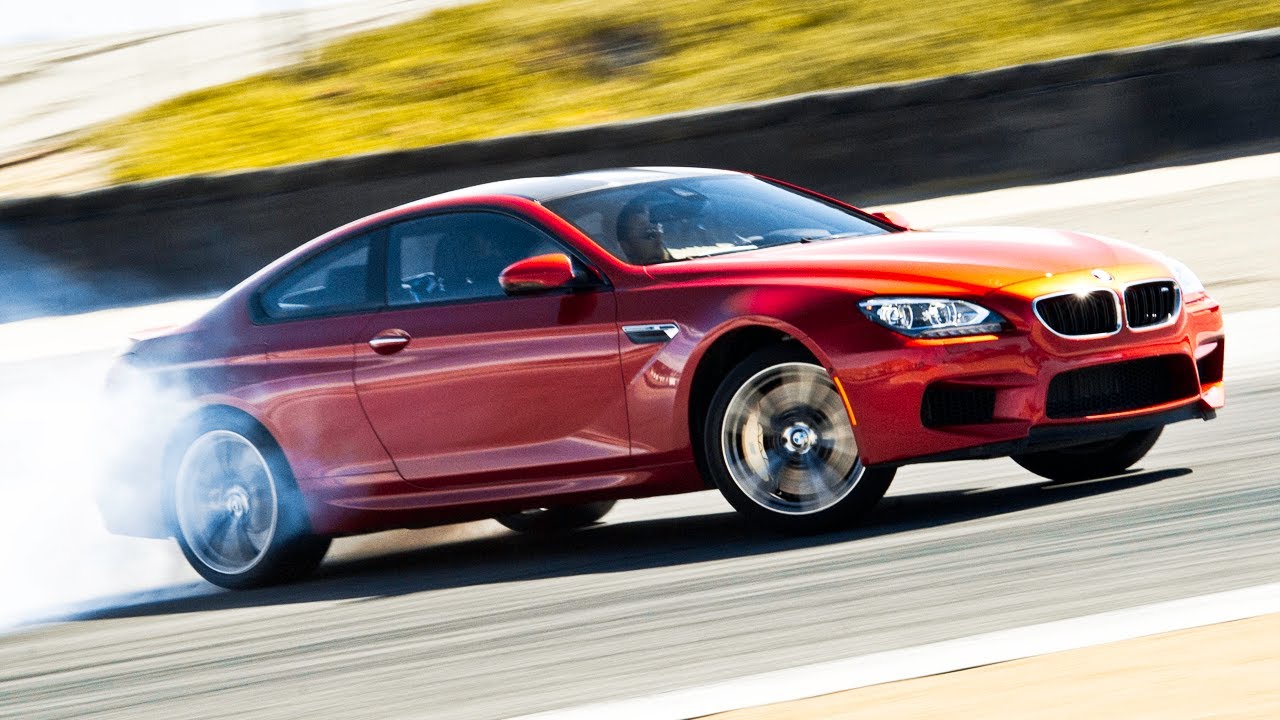 2013 BMW M6 Hot Lap! - 2013 Best Driver's Car Contender