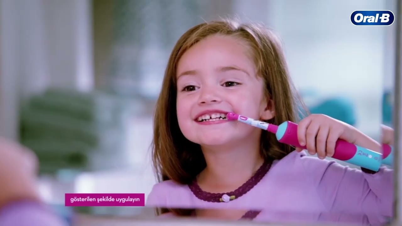 Oral-B şarjlı diş fırçaları ile çocuğunuza diş fırçalama alışkanlığını kazandırın.