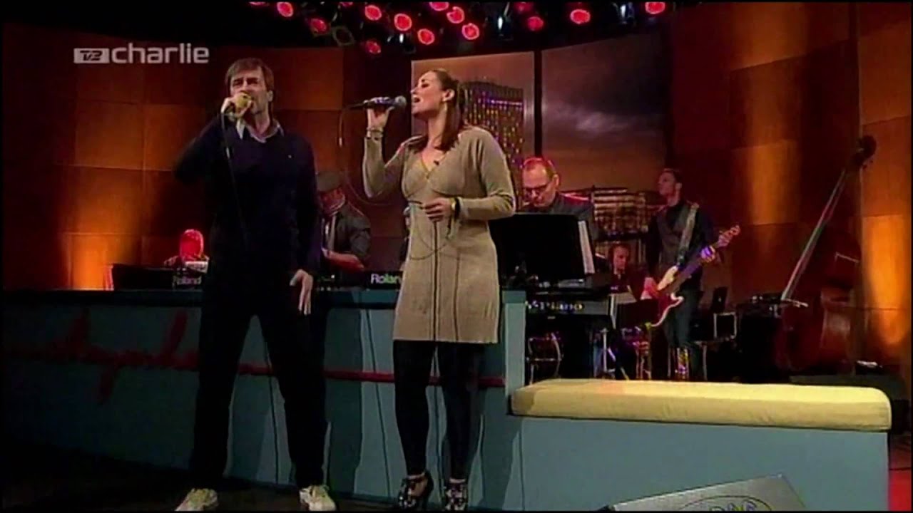 Martin Brygmann & Julie Berthelsen - Jesus og Josefine (Live)