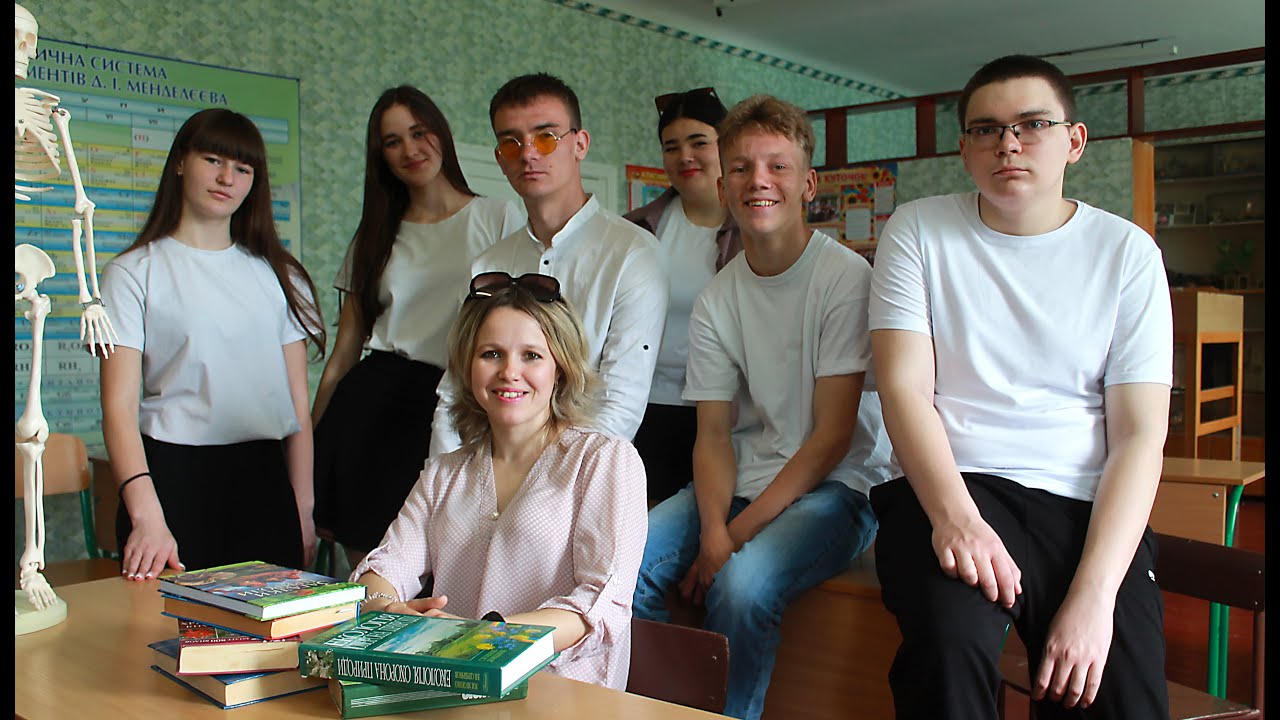 Випуск 11 класу  2025  Слоутський НВК