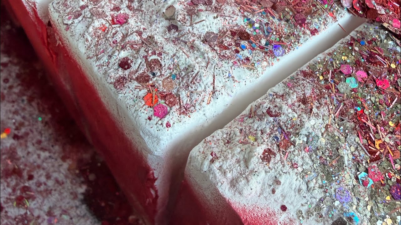 ASMR Peppermint Crush | Fresh Gym Chalk Blocks topped with baby powder/glitter and spray painted