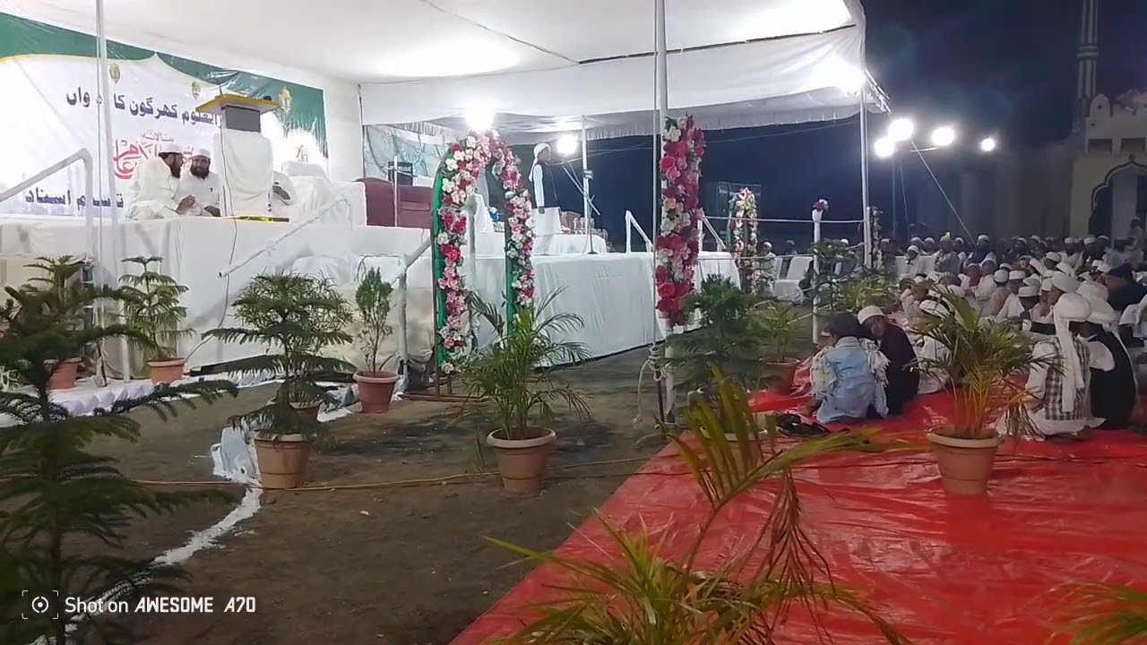 انسانیت کے متعلق بیان ایک طالب علم نے کیا اجلاس عام دارالعلوم کھرگون ایم پی इंसानियत के मुतअल्लिक 