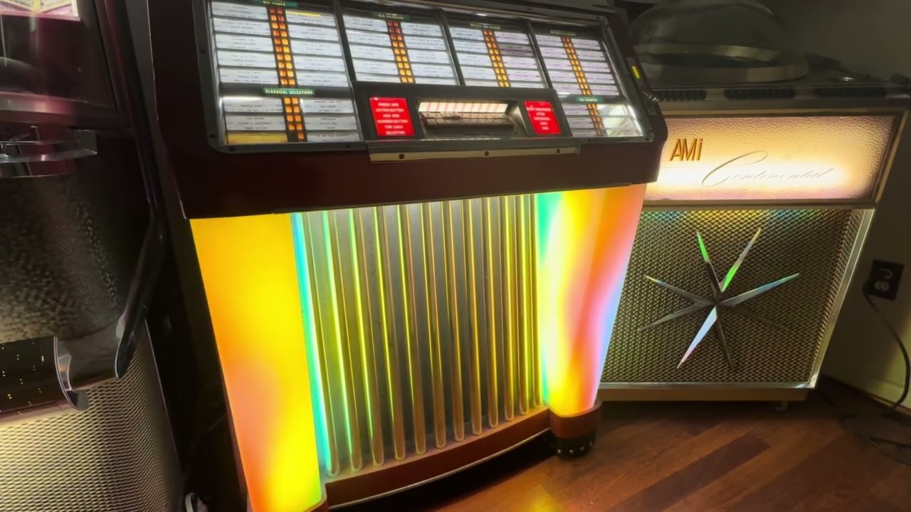 #3 play a record on a jukebox series Carley Simon & James Taylor, Mockinbird on,1952 Seeburg M-100C