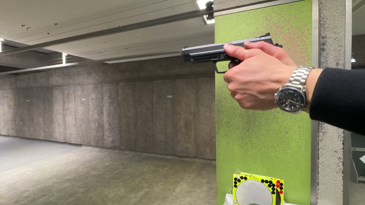 Shooting my HK USP Expert 9mm (Heckler & Koch)