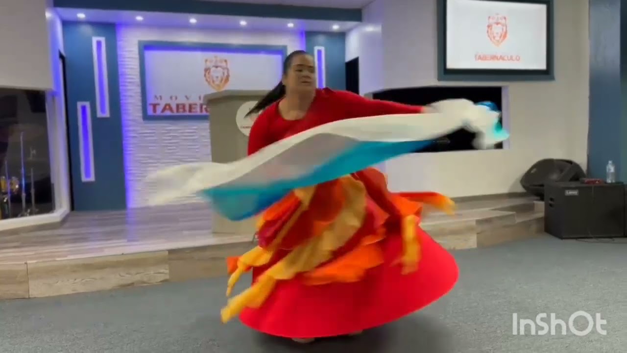 La Gloria Postrerá  danza por Prof. Edith Román.