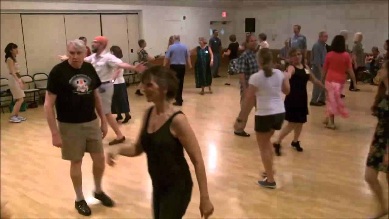 'Stepping Stones' - English Country Dance with music by Hoggetowne Fancy