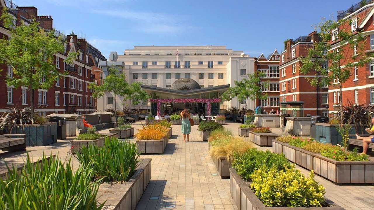 Walking London&rsquo;s Mayfair - Bond Street, Brown Hart Gardens and Berkeley, Grosvenor & Hanover Squares