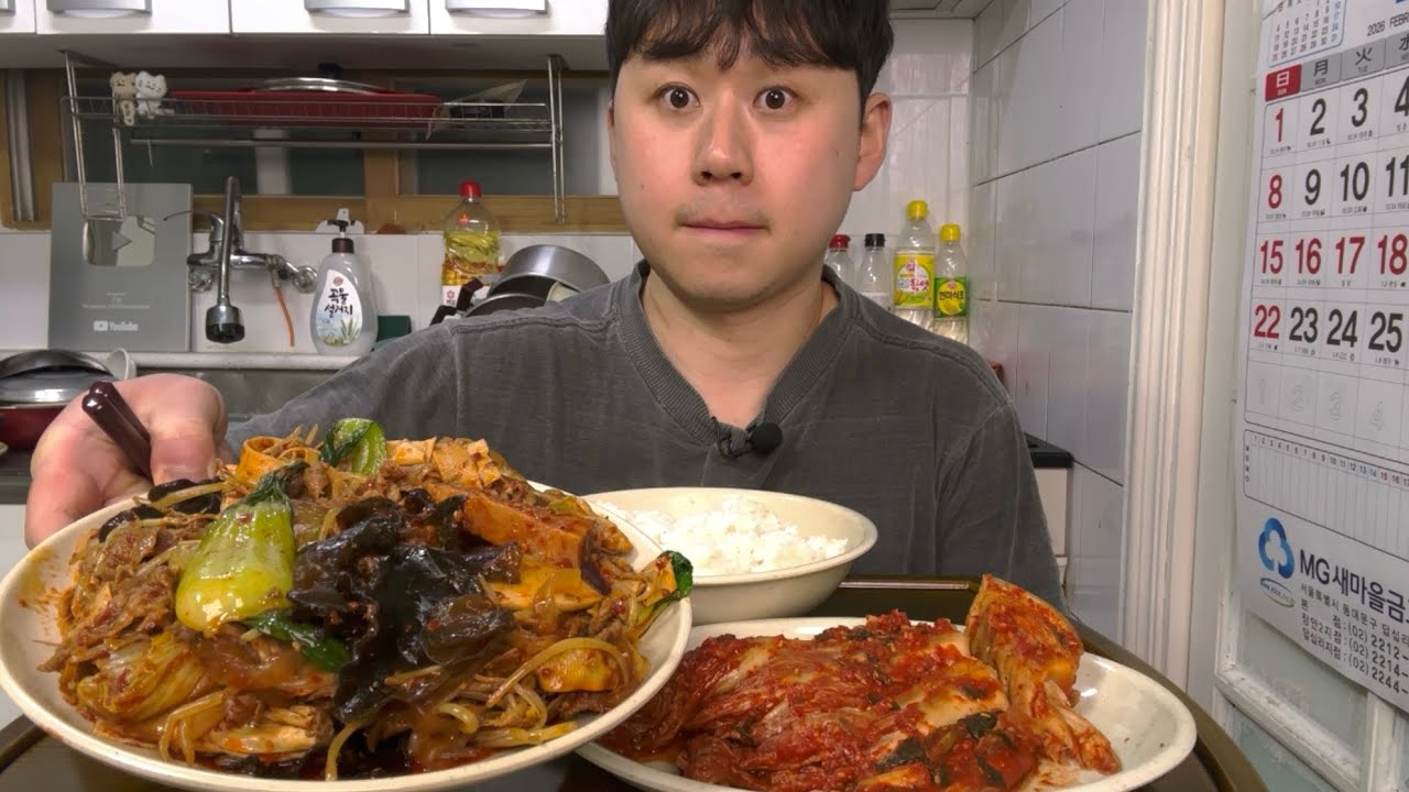마라샹궈는 흰쌀밥이다
