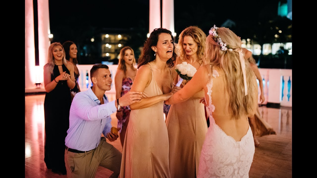 MY BEST FRIEND GOT ENGAGED AT MY WEDDING