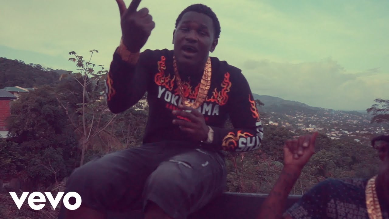 Plumpy Boss - Please Jah (Official Video)