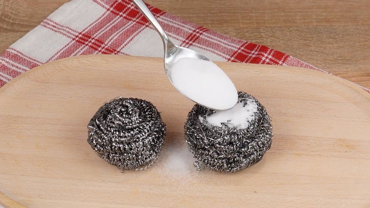 Sprinkle Salt On Your Scrubbing Pad. This Trick Changes Everything!