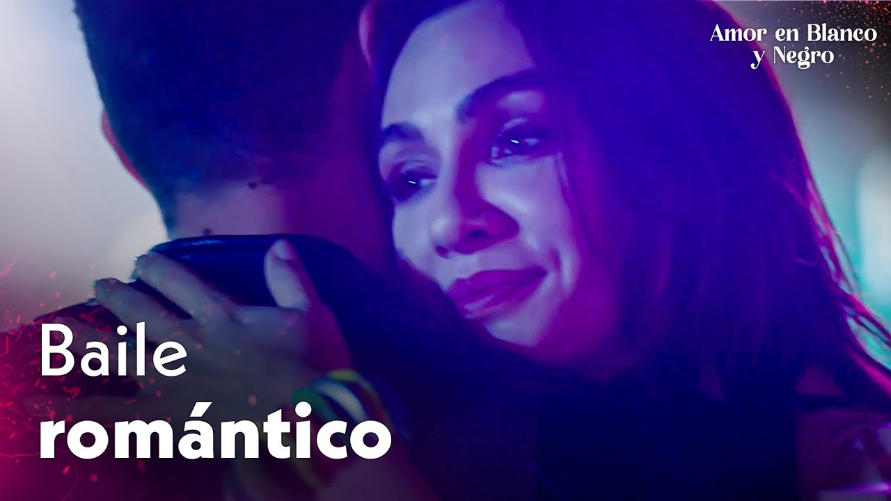 Ferhat y Aslı bailan en la discoteca - Amor en Blanco y Negro | Siyah Beyaz Aşk