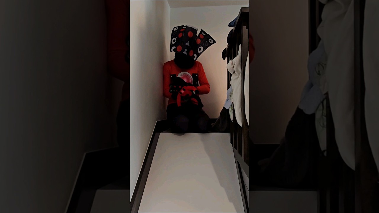 New Titan Speakerman Skibidi Toilet Costume!