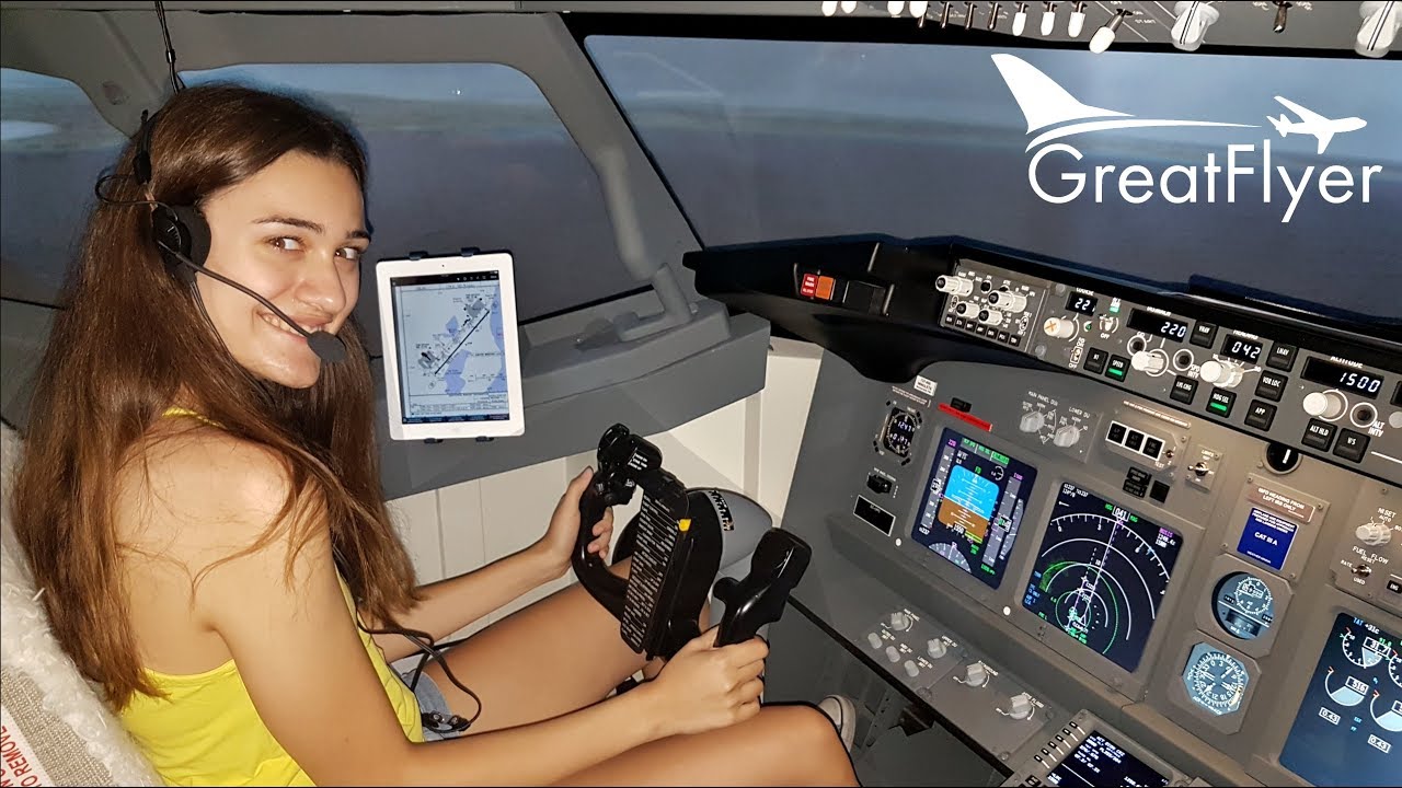 Сможет ли моя девушка посадить Boeing 737? | Взлёт и посадка в полнофункциональном симуляторе пол...