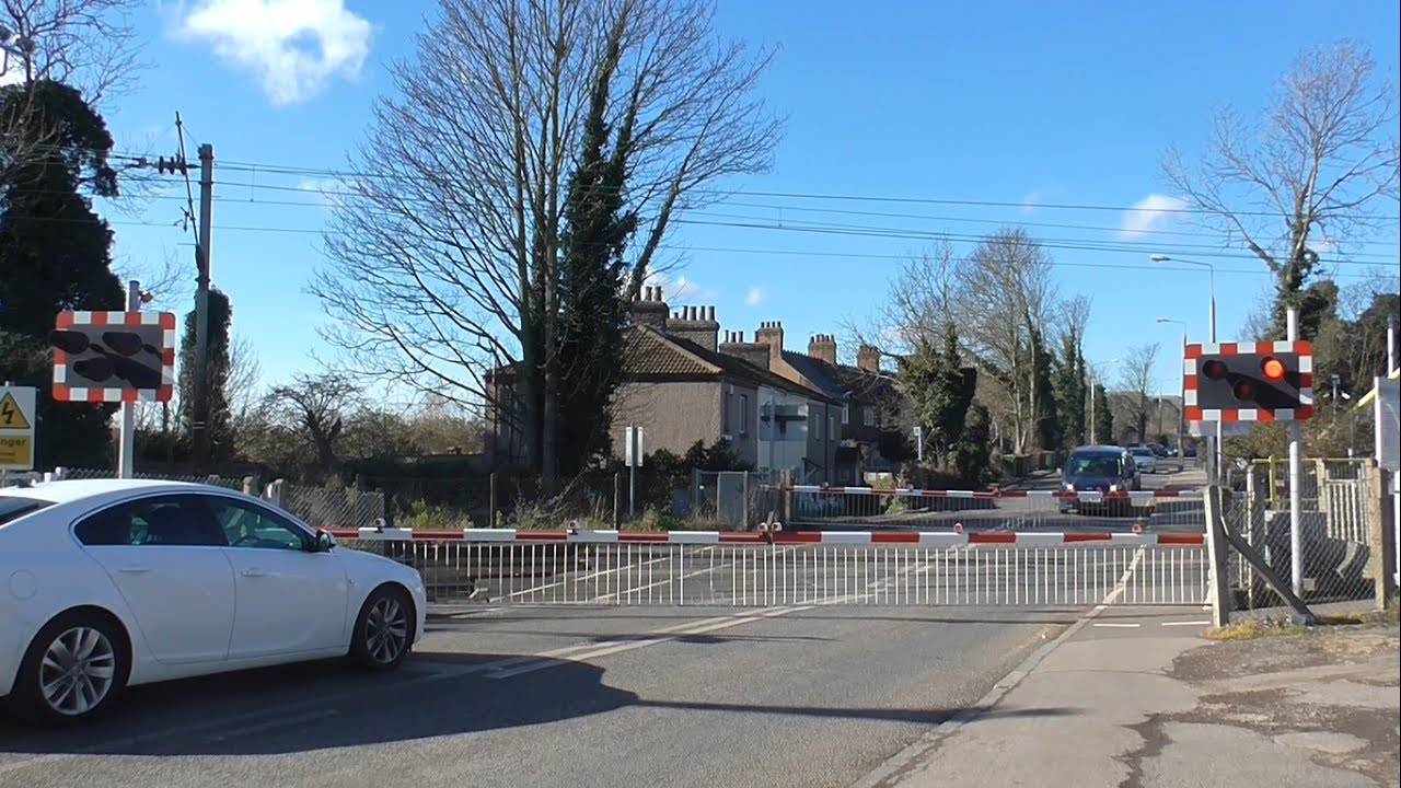 Purfleet-on-Thames Level Crossing