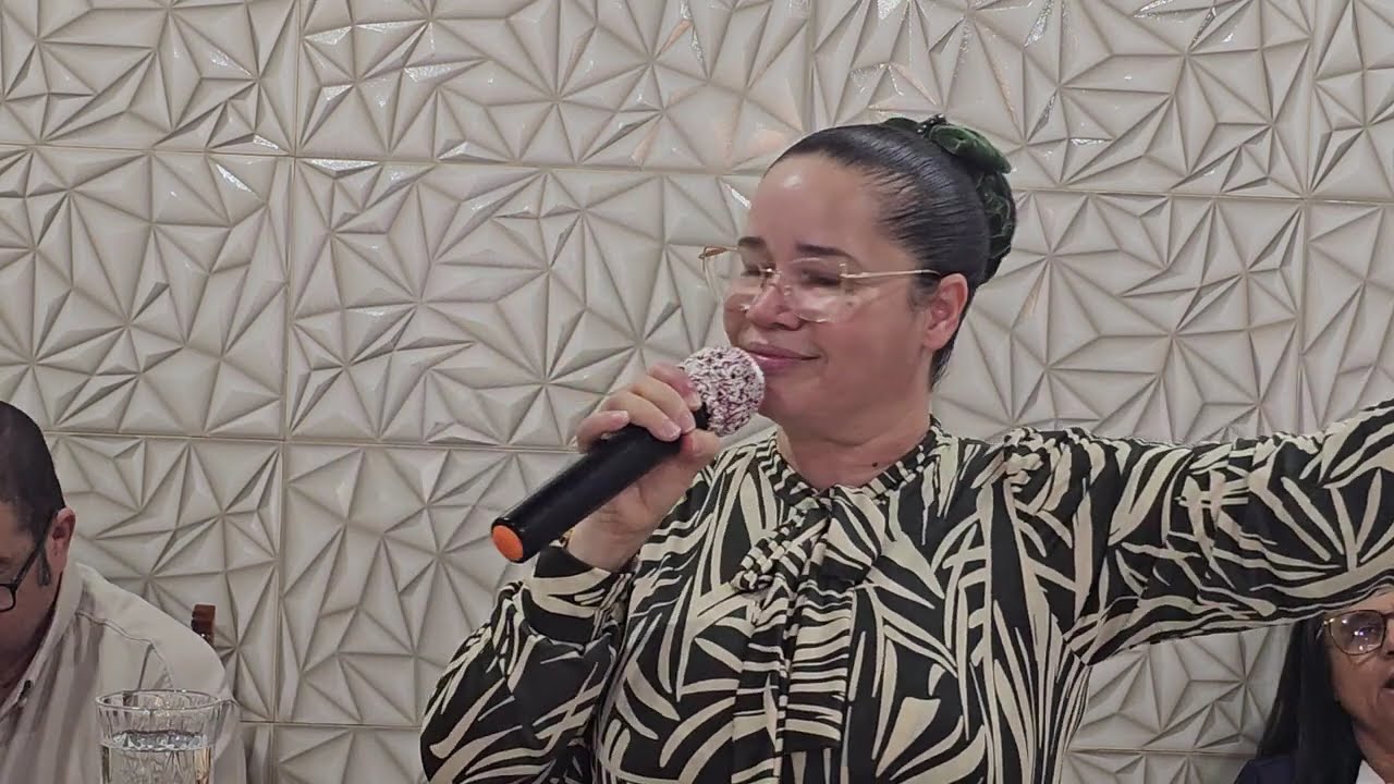 Miss: Adriana Melo  - PREGAÇÃO QUE ESTÁ FALTANDO EM MUITAS IGREJAS ATUAL!