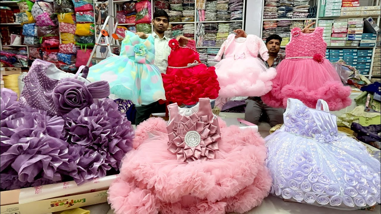 😍Chickpet Bangalore Wholesale Kidswear Shop||Festival, Partywear Birthday Frocks& Gowns Collections👌