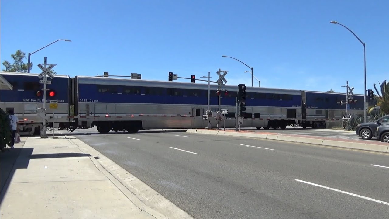 (New Signal) 17th Street Railroad Crossing, Santa Ana, CA