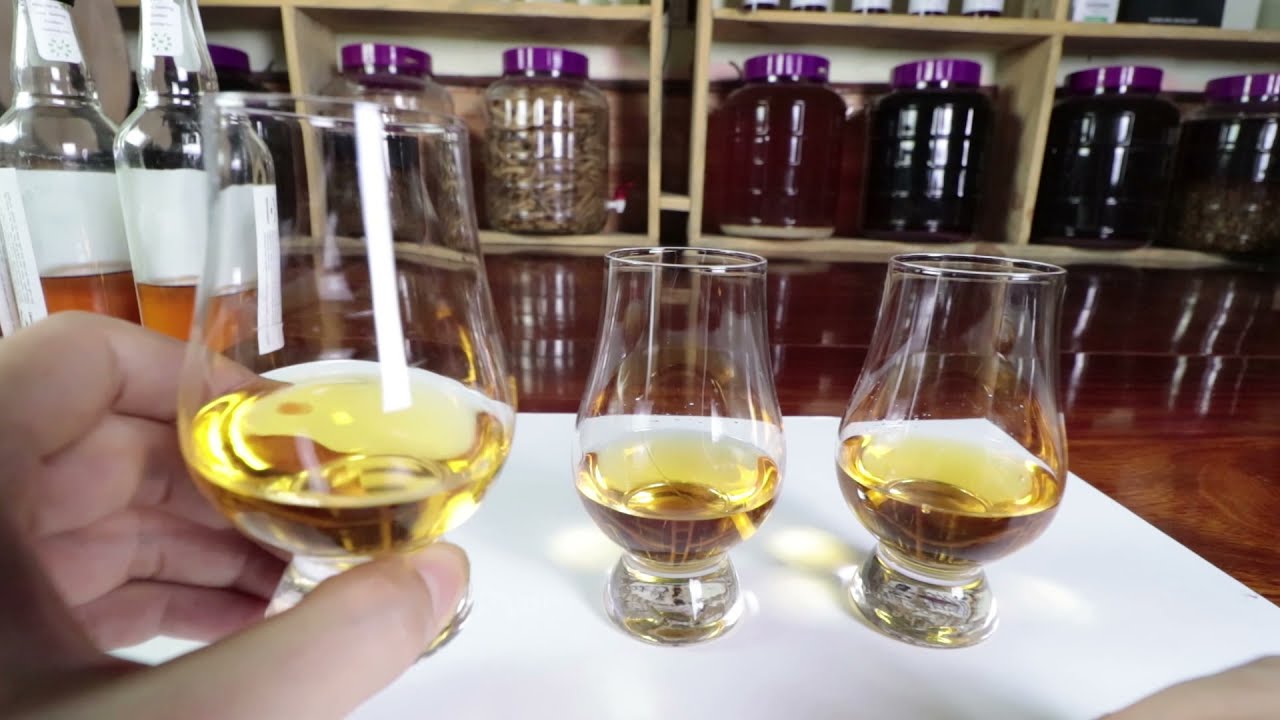 C&aacute;ch l&agrave;m rượu rice whisky 12 năm chỉ trong 12 ng&agrave;y - Whisky Việt Nam (P3)