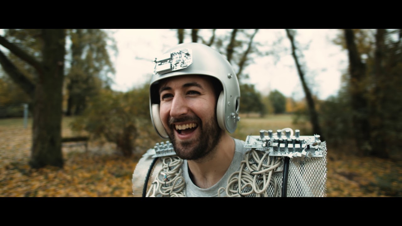 Julian Muldoon - Unwired (Official Music Video)