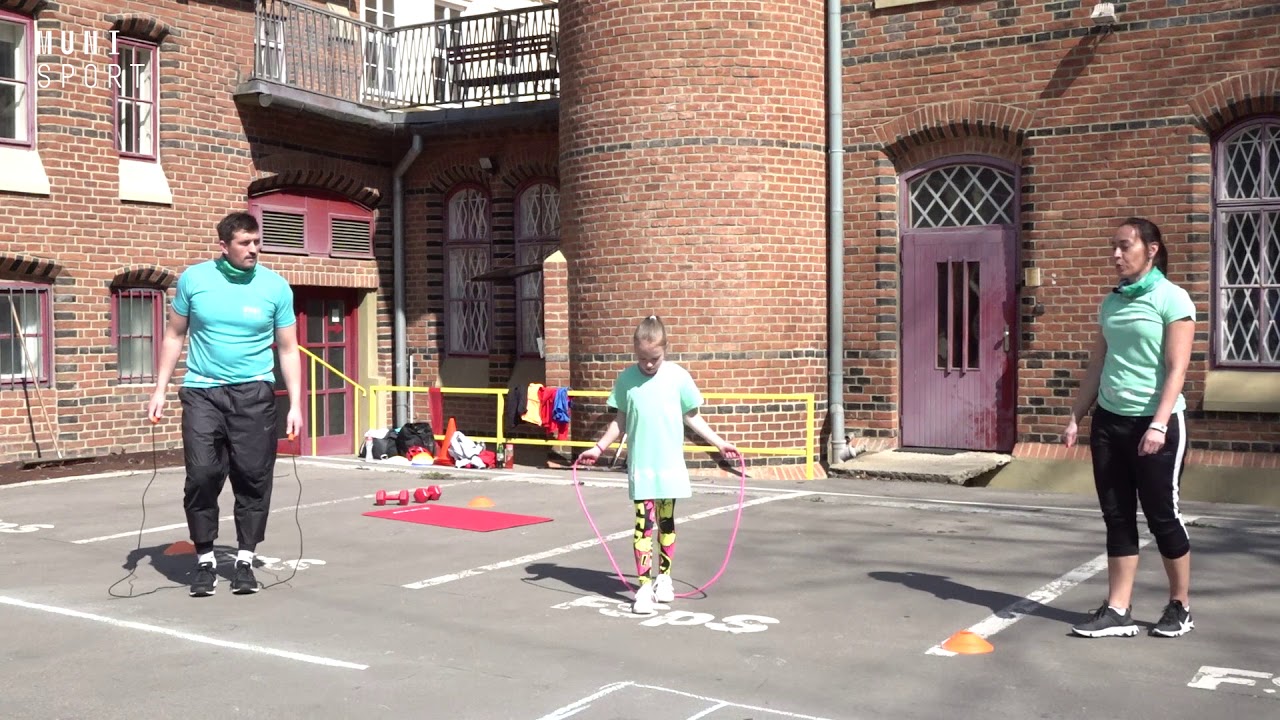 Díl 1. Rozcvička se švihadlem – Jumping