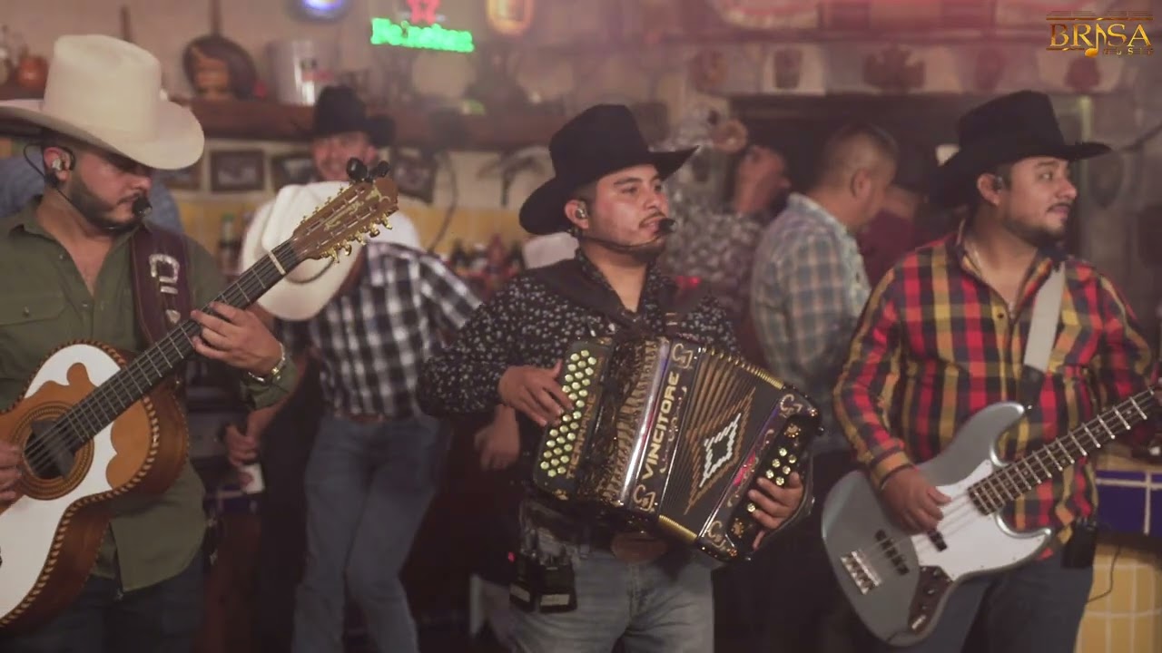 CARLOS Y JOSE JR - CHOTIS TAMATAN (EL FESTEJO 2022 EN VIVO)