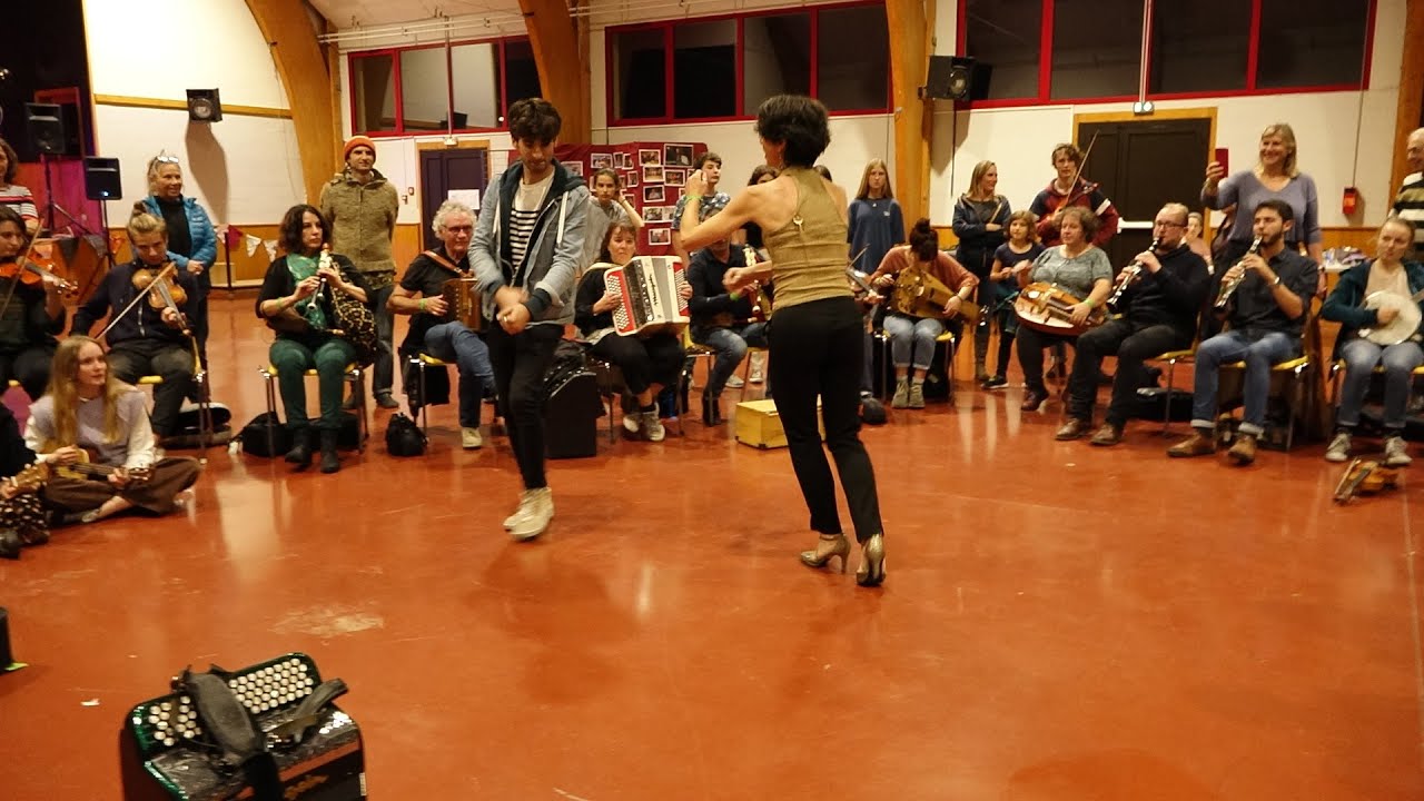 soirée TRAD Vic sur Cère oct 2021 Carladès à tous vents