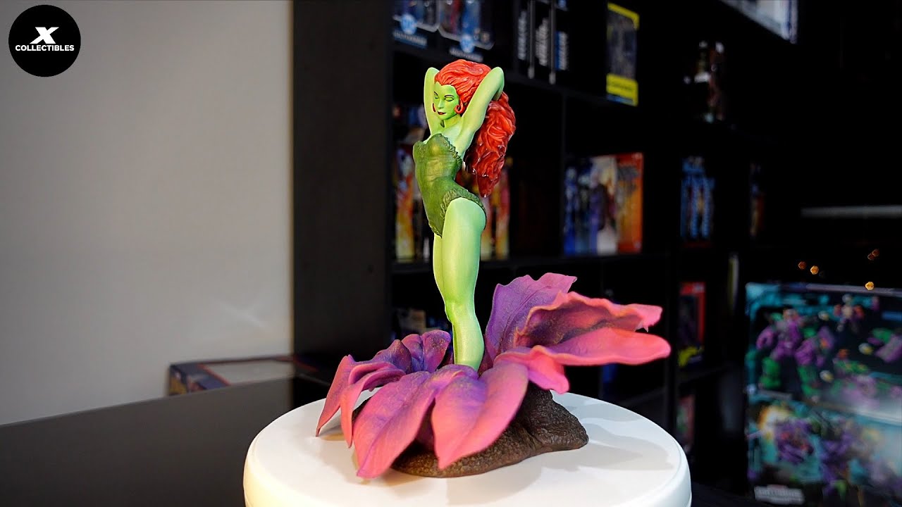 POISON IVY (HIEDRA VENENOSA) DC GALLERY DIAMOND SELECT 360°