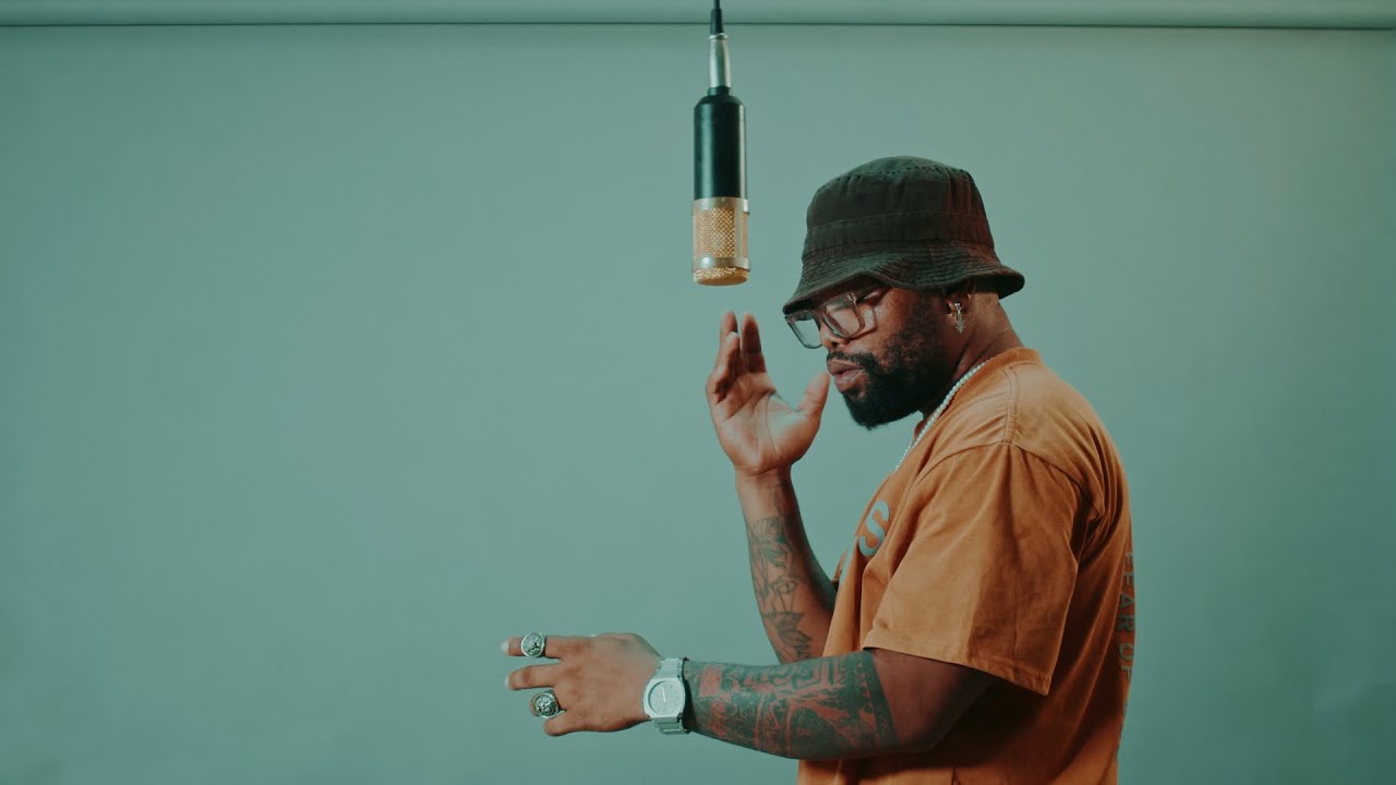 3 Kelechi Africana ft Adam Berry - Don&rsquo;t Go (Visual Audio) Made in 002DIANI Album
