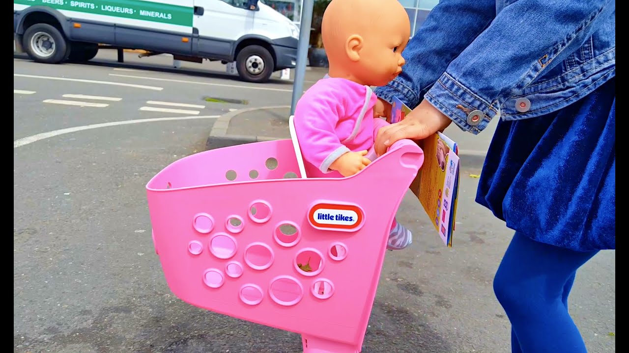 Doing Shopping with Baby Doll / Supermarket Song / Toy Shopping Cart
