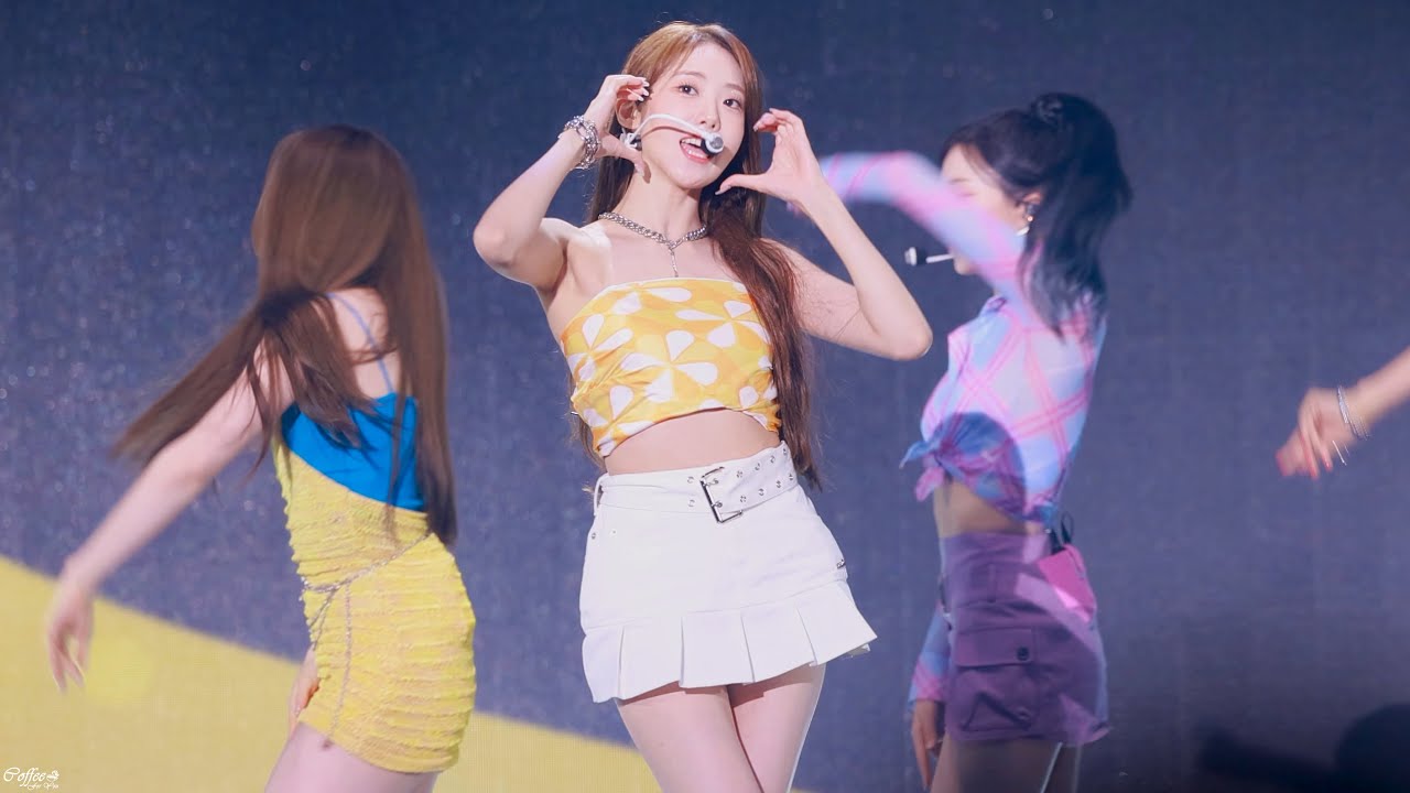 220717 우주소녀 루다 (WJSN LUDA) "Boogie Up (부기업)" 직캠(Fancam) [4K 60p] @시즌 썸머콘