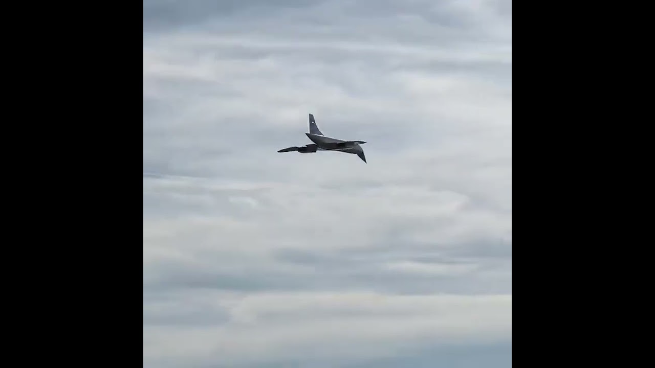 World&rsquo;s largest flying RC Concorde! video By: horizon_hobby  #aviation #aviationlovers #planes #jets