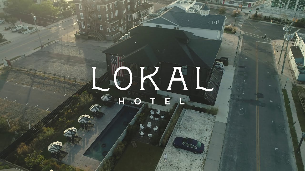 Fall in Cape May - Lokal Hotel