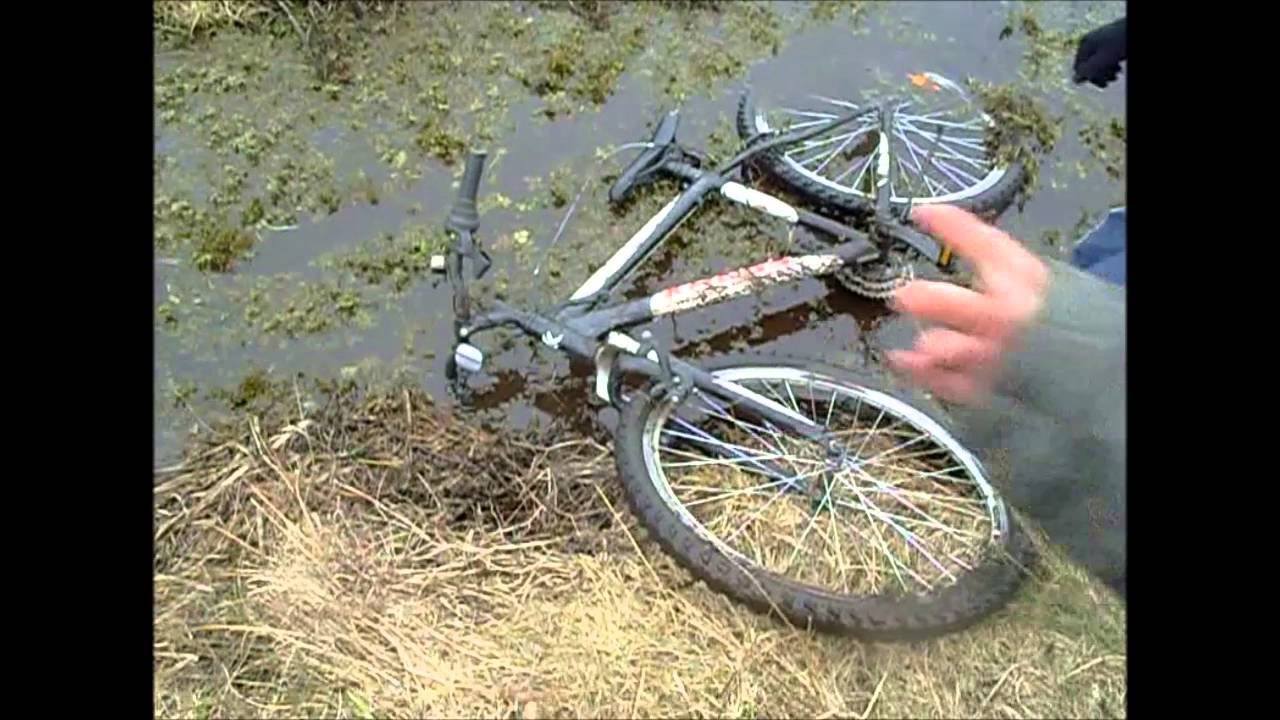 Rowerem przez błoto