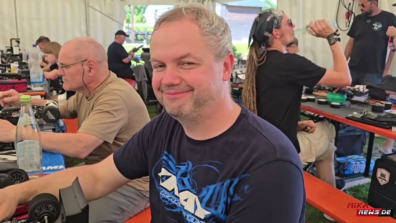 Interviews Technik Menschen Einblicke zur RC Car DM Tourenwagen Formel 2025 - Faszination Autorennen